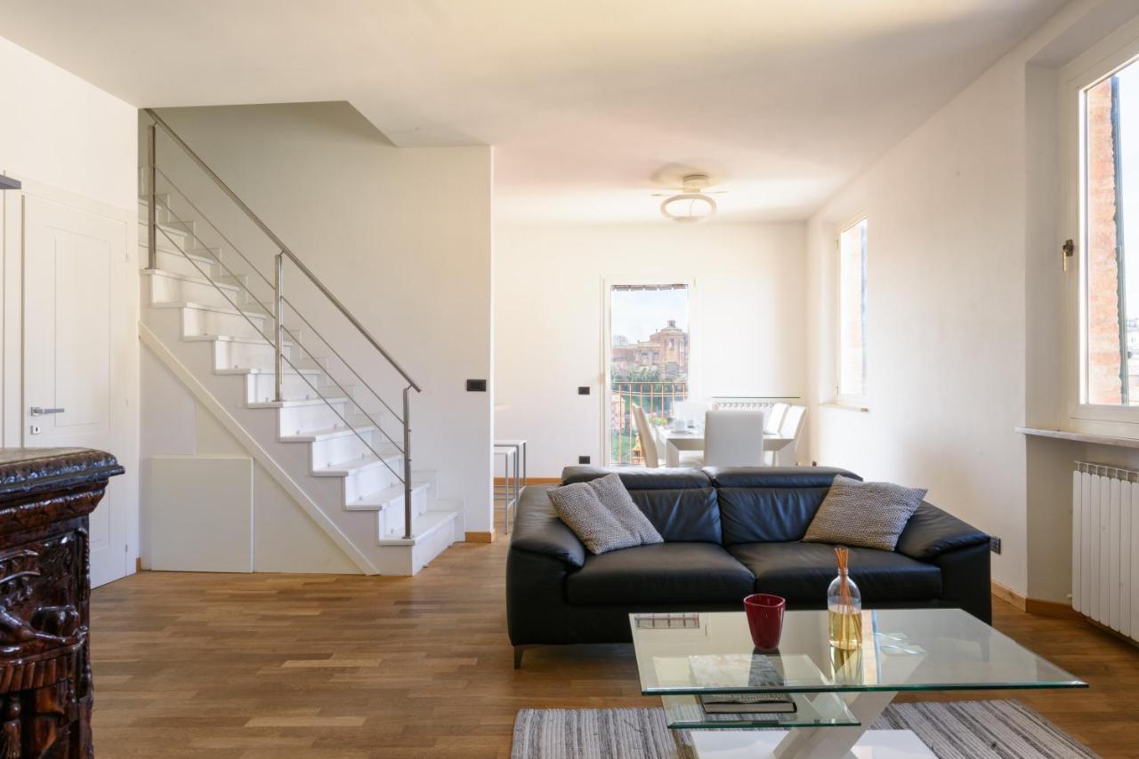 Appartamento Panoramico San Martino 12 เซียนา ภายนอก รูปภาพ